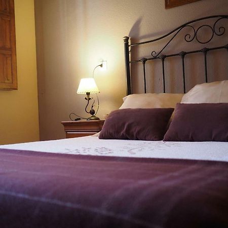 Hospedium Hostal Almanzor Navarredonda de Gredos Εξωτερικό φωτογραφία