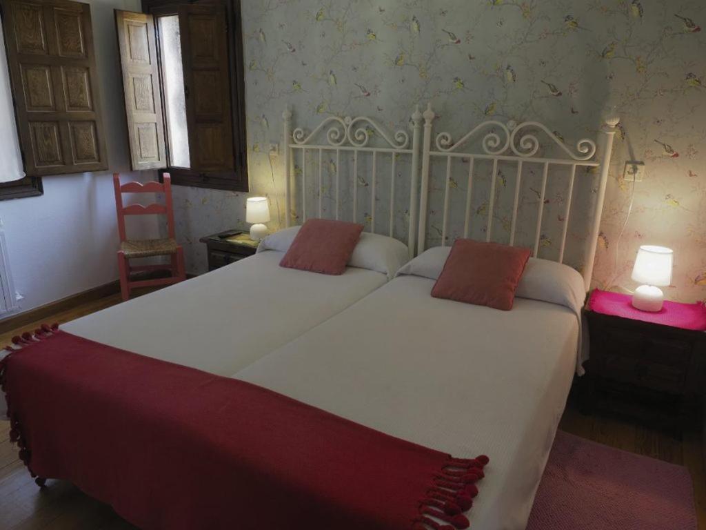 Hospedium Hostal Almanzor Navarredonda de Gredos Εξωτερικό φωτογραφία