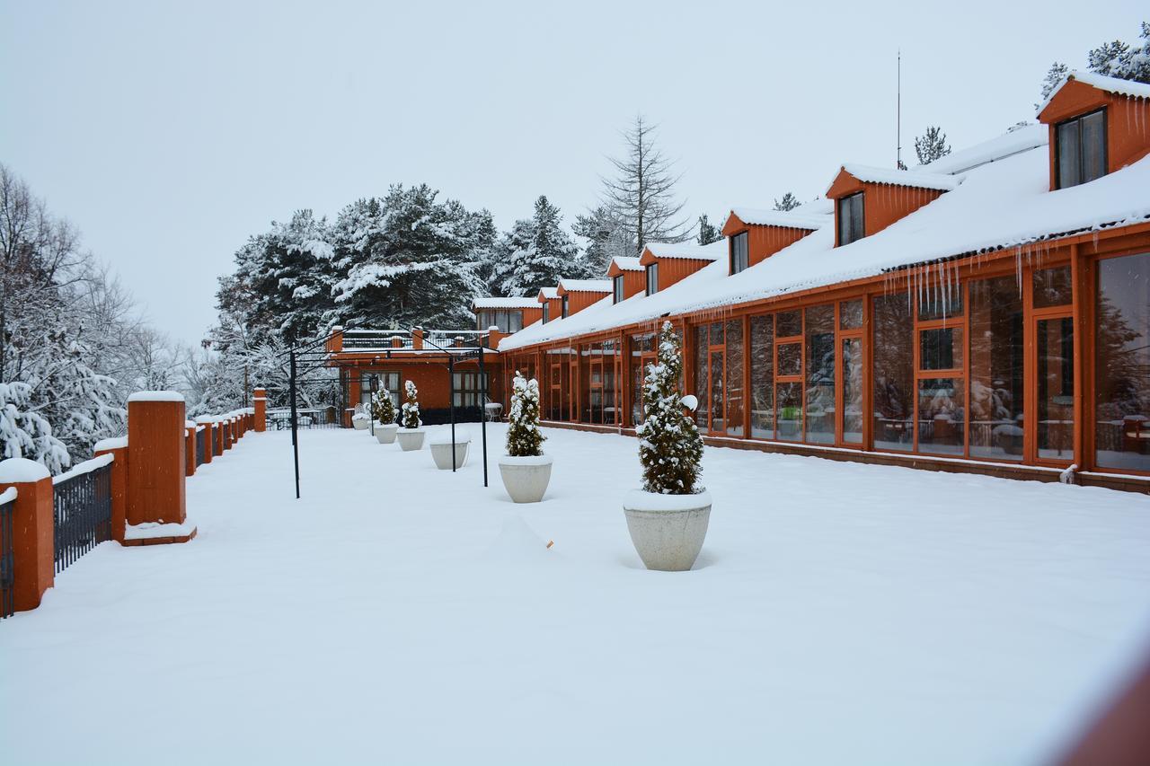 Hospedium Hostal Almanzor Navarredonda de Gredos Εξωτερικό φωτογραφία