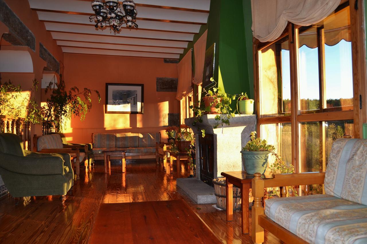 Hospedium Hostal Almanzor Navarredonda de Gredos Εξωτερικό φωτογραφία