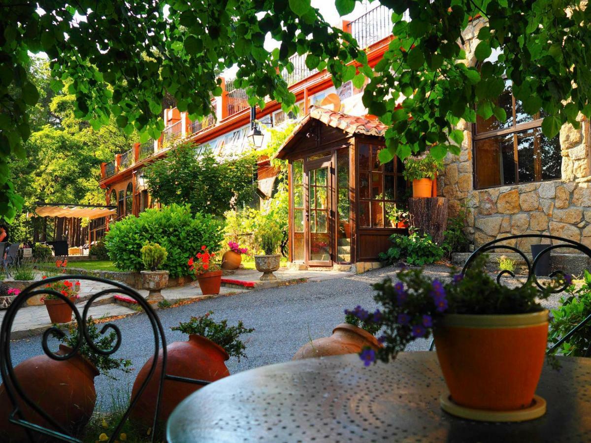 Hospedium Hostal Almanzor Navarredonda de Gredos Εξωτερικό φωτογραφία